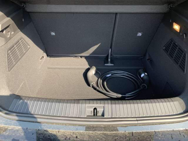 Fahrzeugbild eines Renault Megane E-TECH