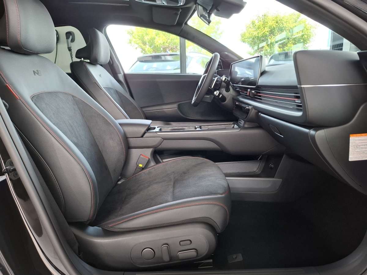 Fahrzeugbild eines Hyundai IONIQ 6
