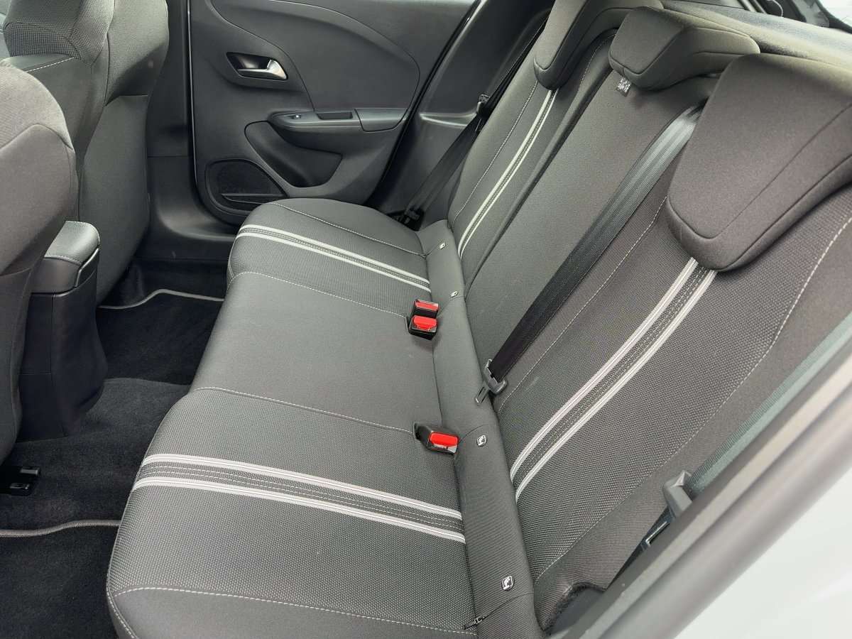 Fahrzeugbild eines Opel Corsa