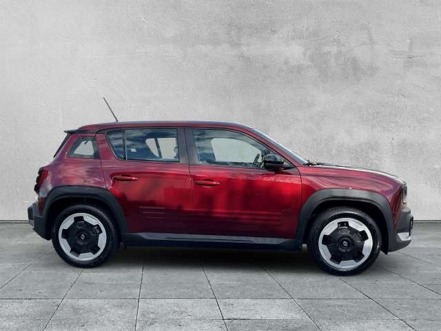 Fahrzeugbild eines Renault 4 E-TECH