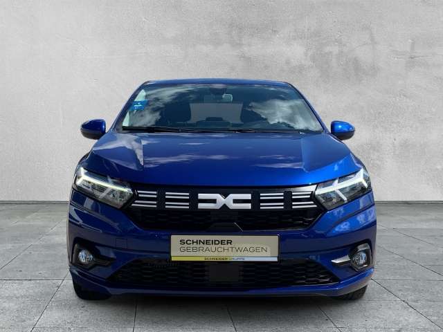 Fahrzeugbild eines Dacia Sandero