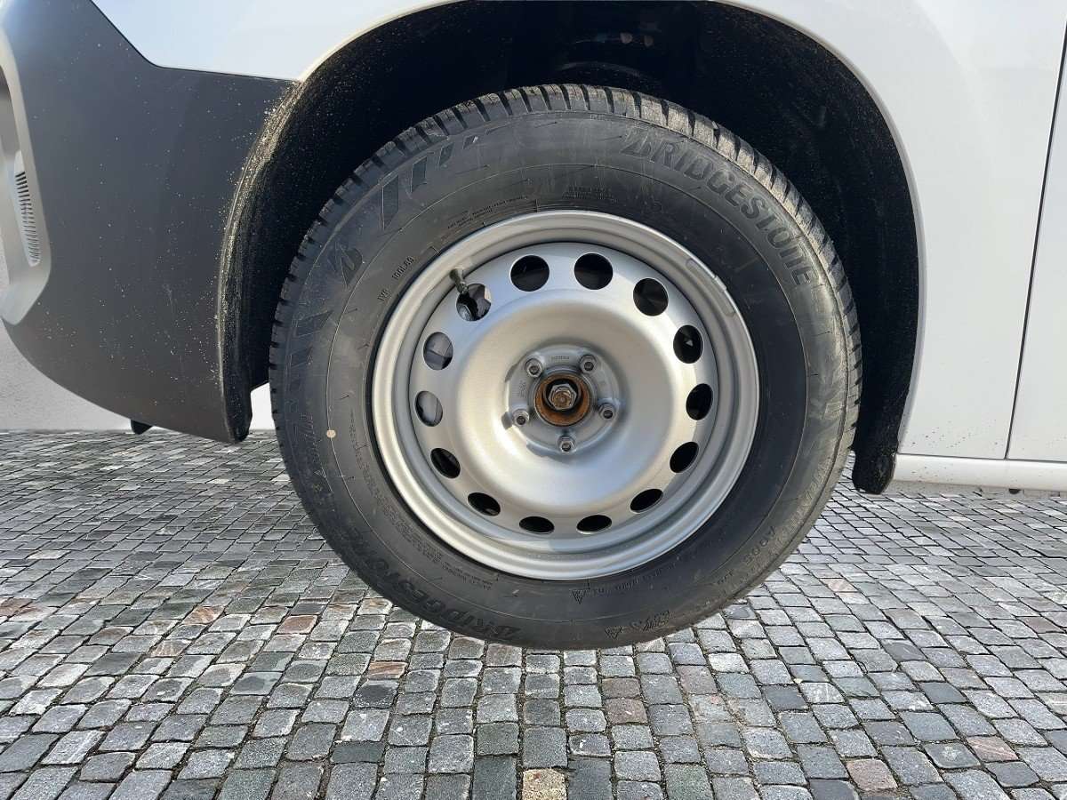 Fahrzeugbild eines Opel Combo