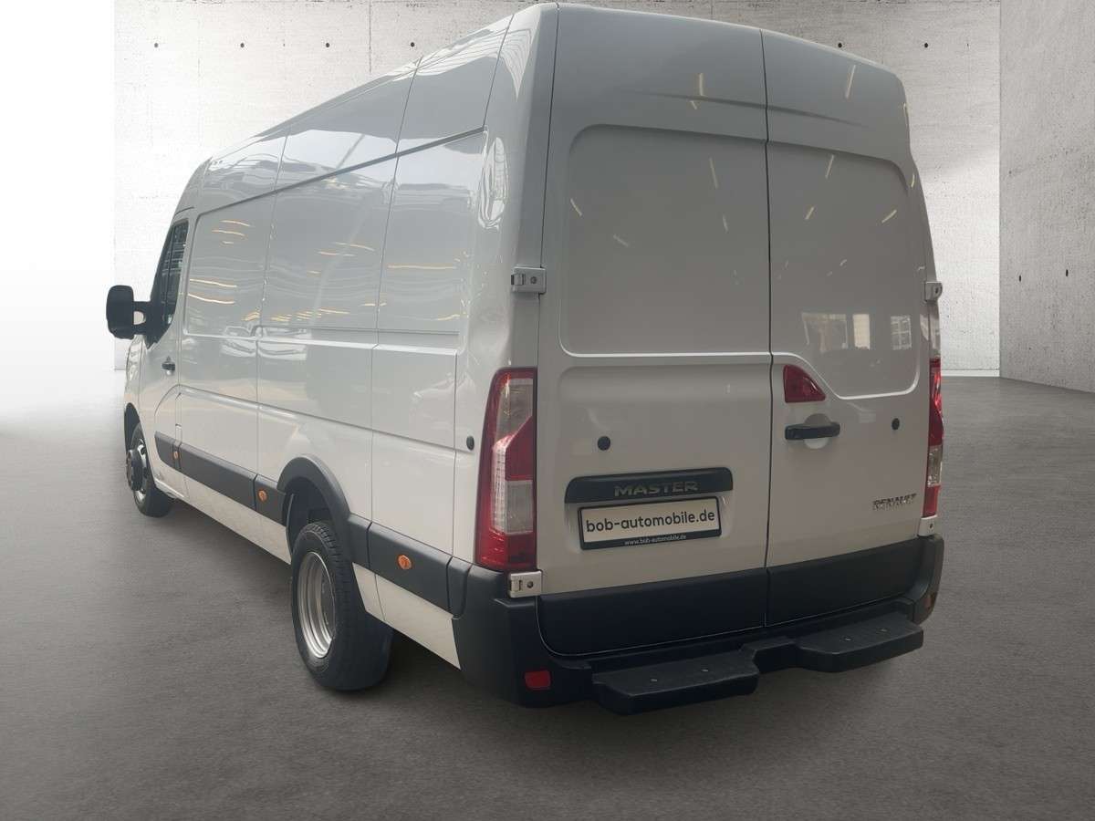 Fahrzeugbild eines Renault Master