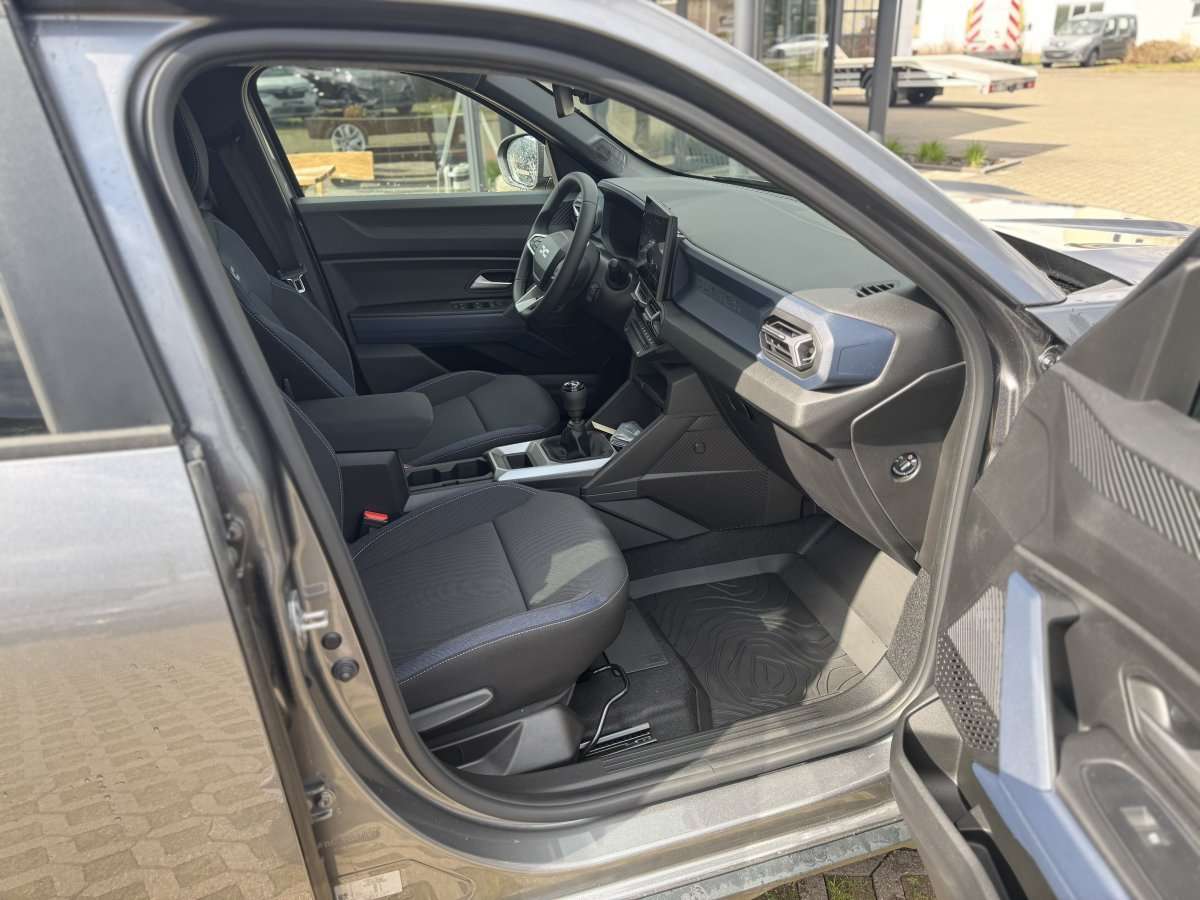 Fahrzeugbild eines Dacia Duster