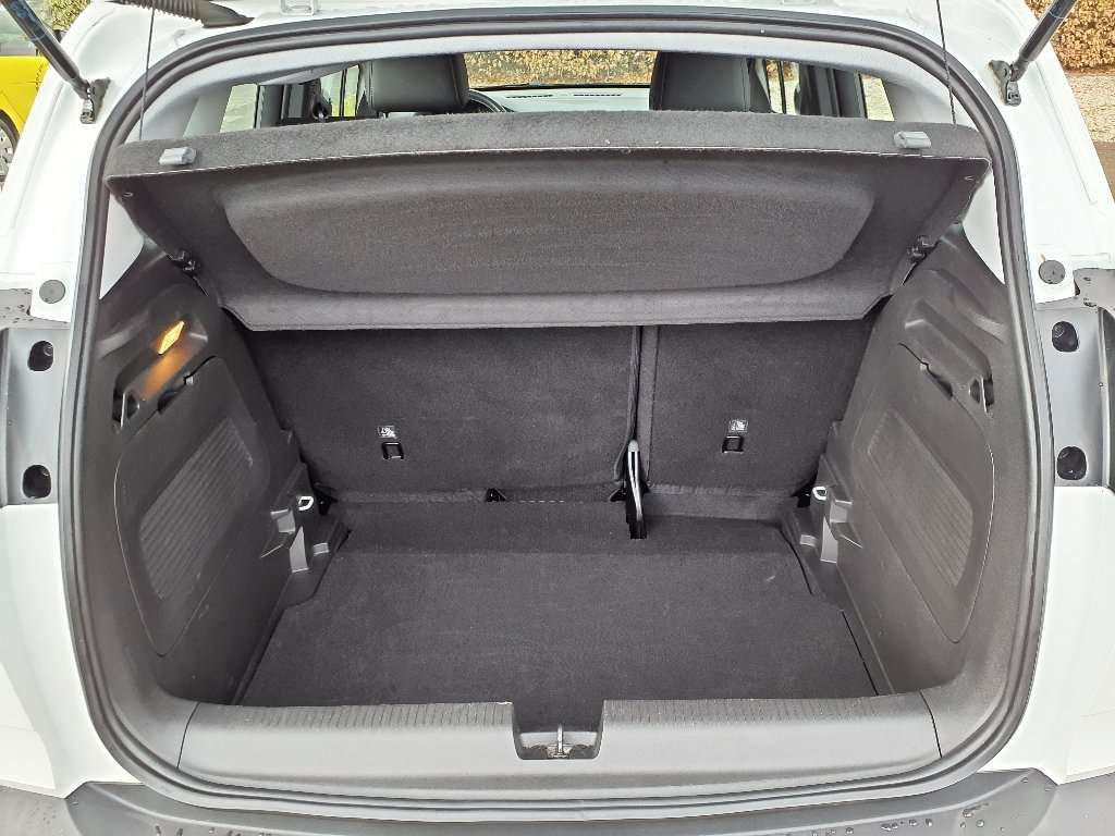 Fahrzeugbild eines Opel Crossland X
