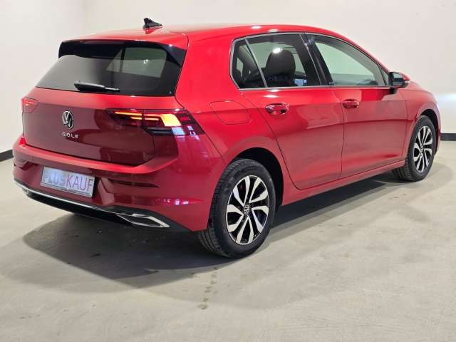 Fahrzeugbild eines Volkswagen Golf