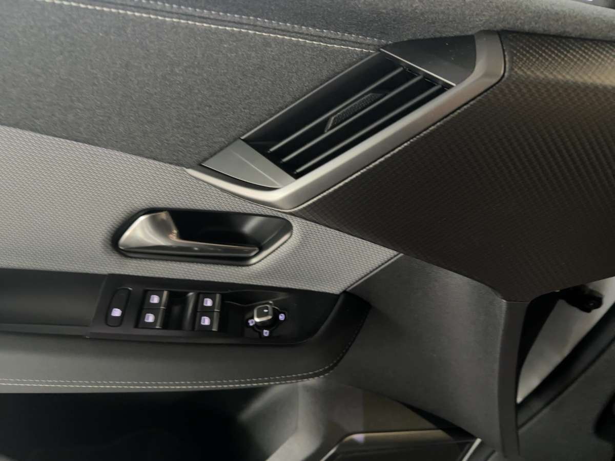 Fahrzeugbild eines Opel Grandland X