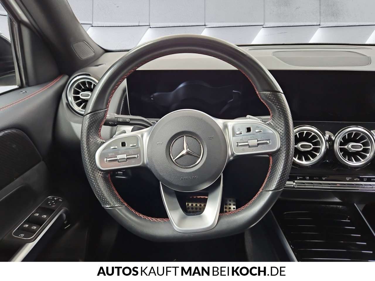 Fahrzeugbild eines Mercedes-Benz GLB