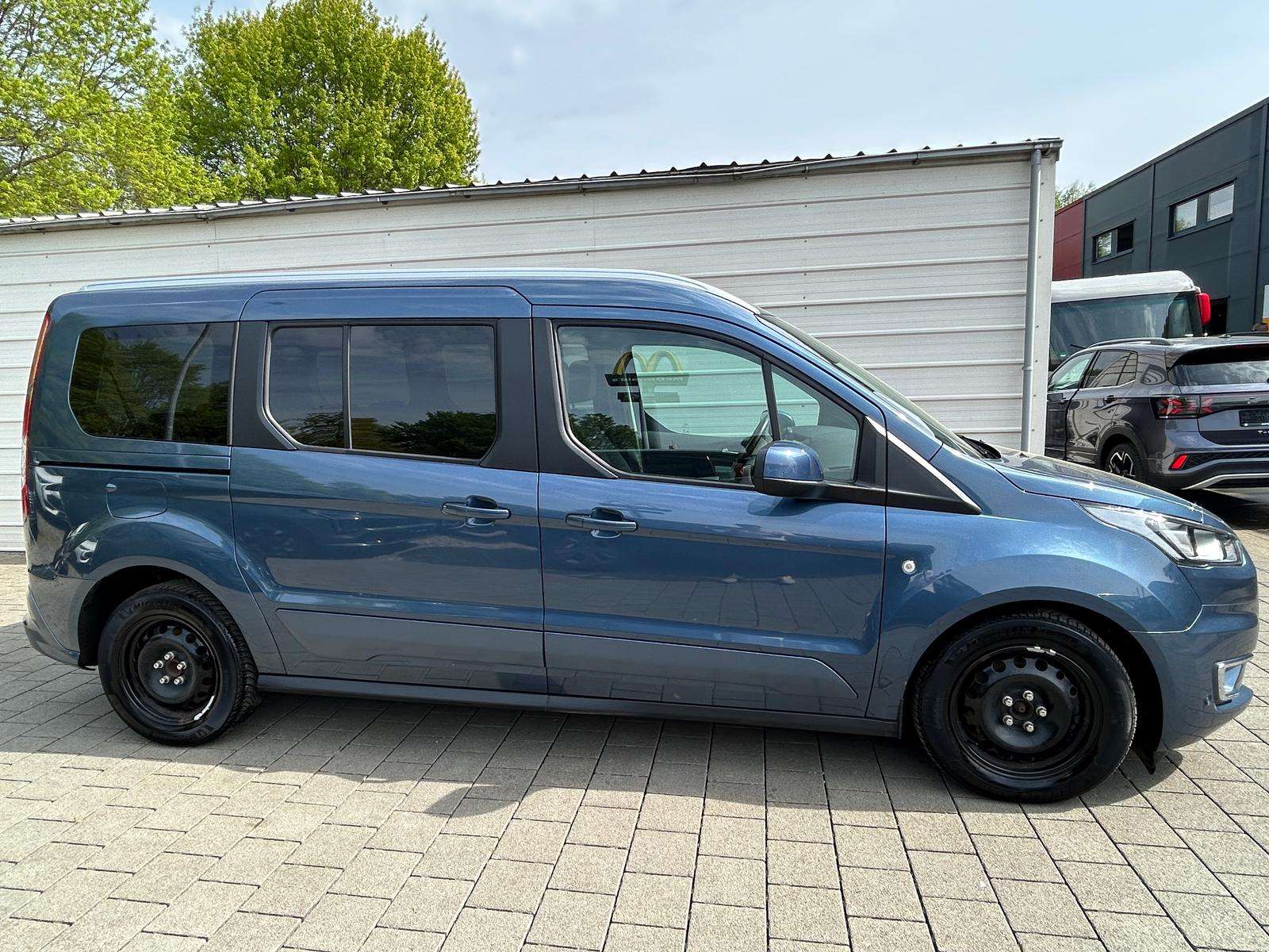 Fahrzeugbild eines Ford Tourneo Connect