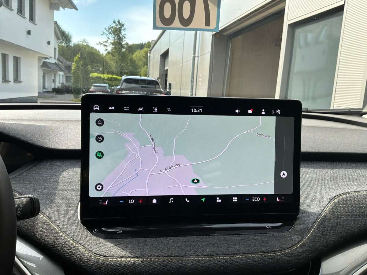 Fahrzeugbild eines Skoda ELROQ