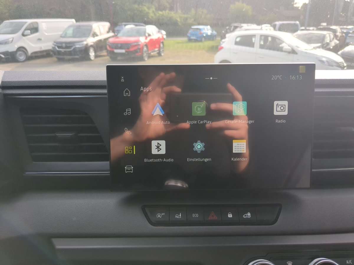 Fahrzeugbild eines Renault Master