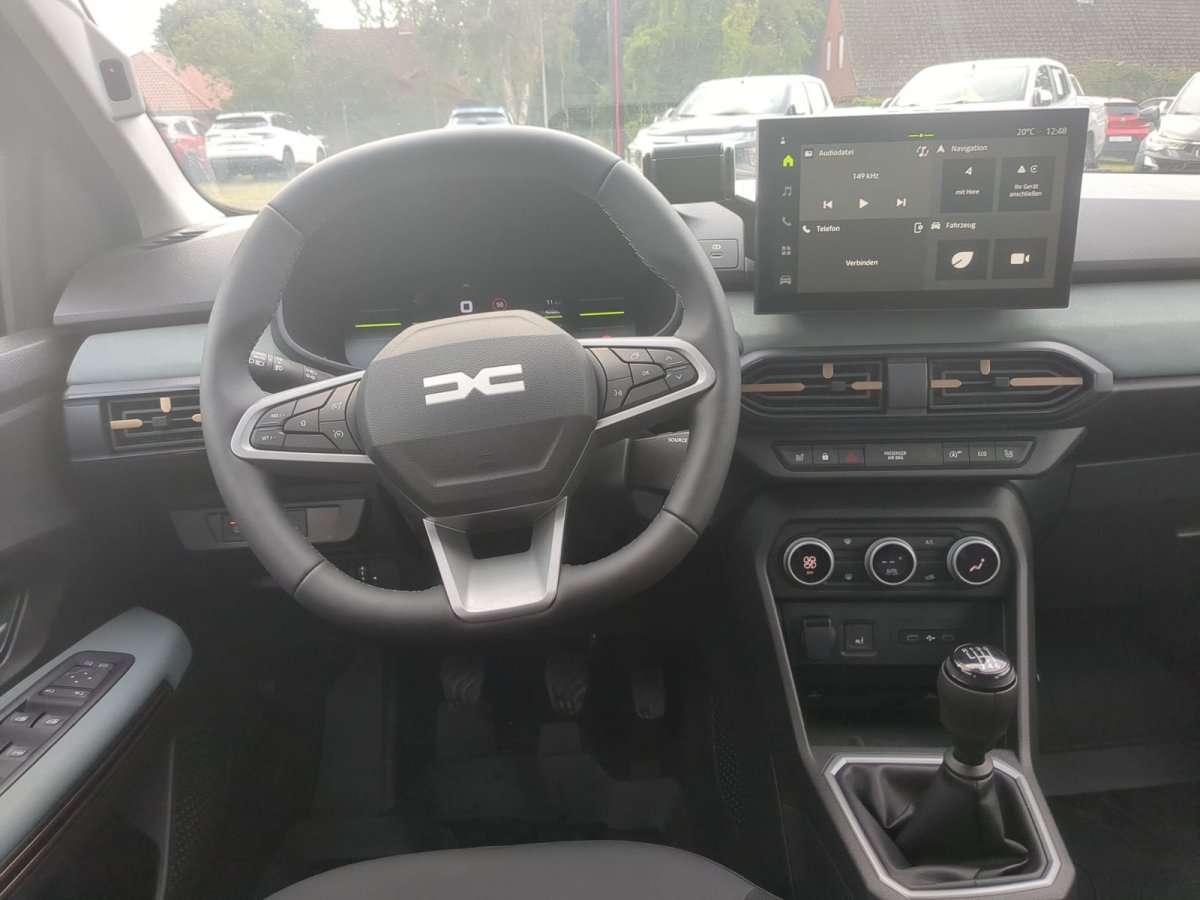Fahrzeugbild eines Dacia Sandero