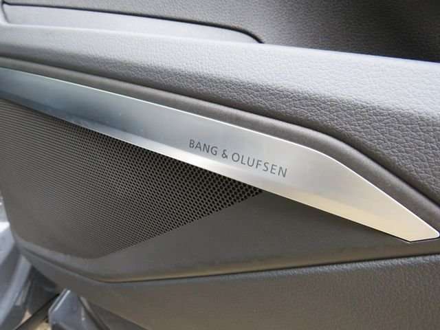 Fahrzeugbild eines Audi Q8 e-tron