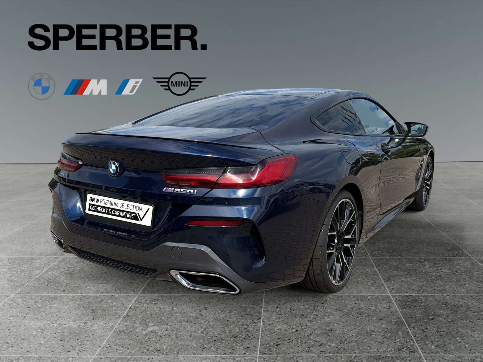 Fahrzeugbild eines BMW 8er-Reihe
