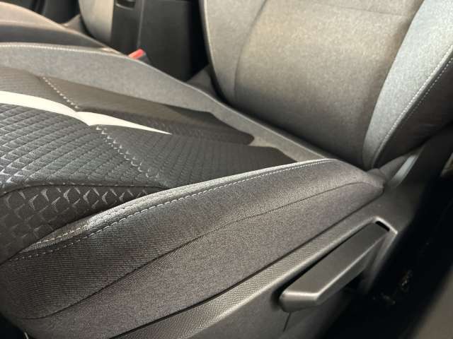 Fahrzeugbild eines Opel Frontera
