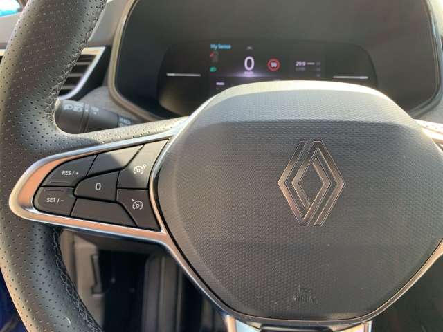 Fahrzeugbild eines Renault Clio