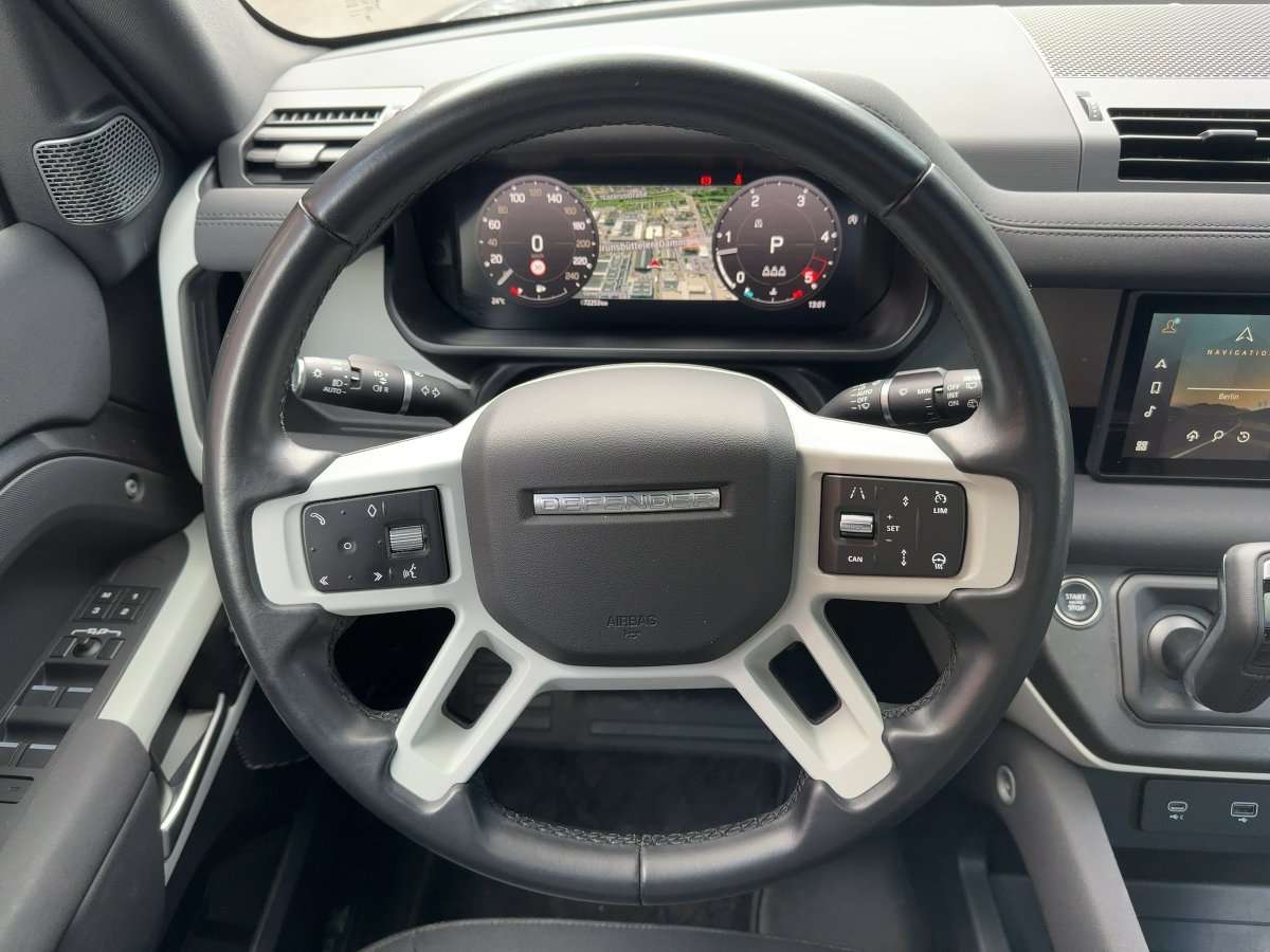 Fahrzeugbild eines Land Rover Defender
