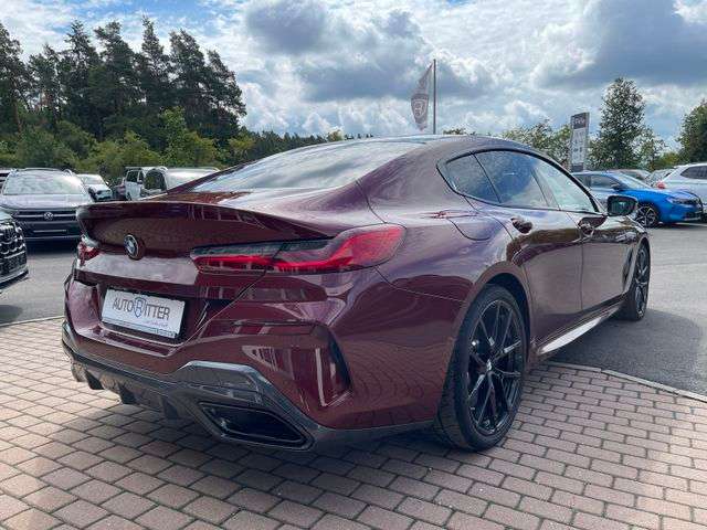 Fahrzeugbild eines BMW 8er-Reihe