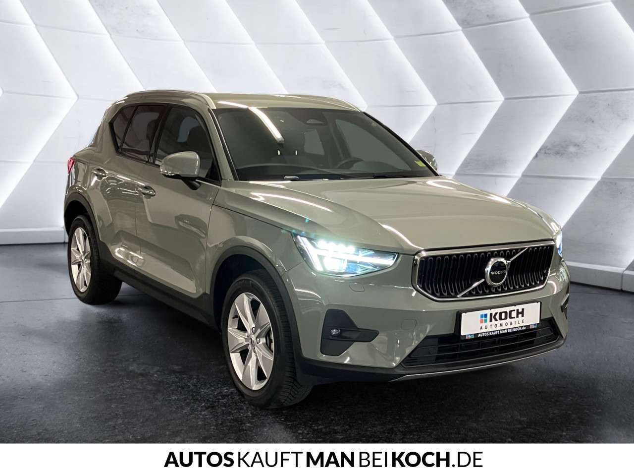 Fahrzeugbild eines Volvo XC40