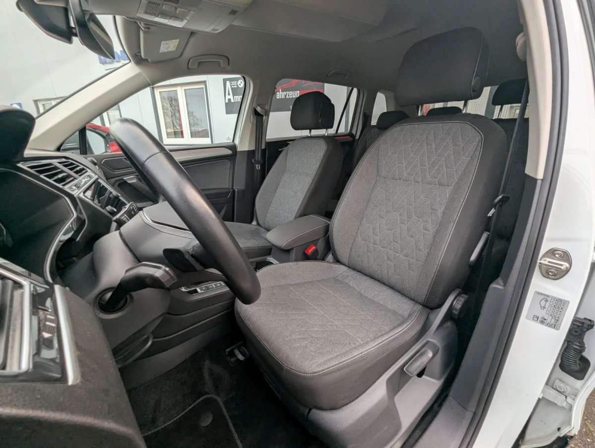 Fahrzeugbild eines Volkswagen Tiguan Allspace