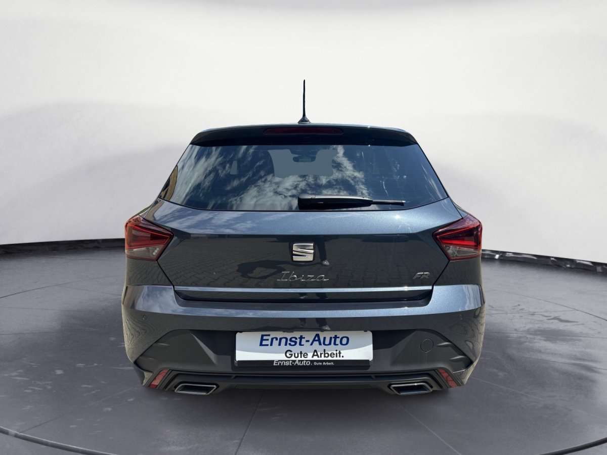 Fahrzeugbild eines SEAT Ibiza
