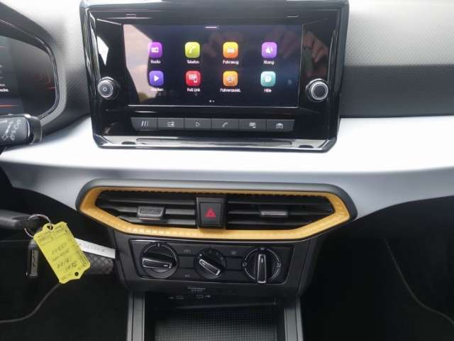 Fahrzeugbild eines SEAT Ibiza