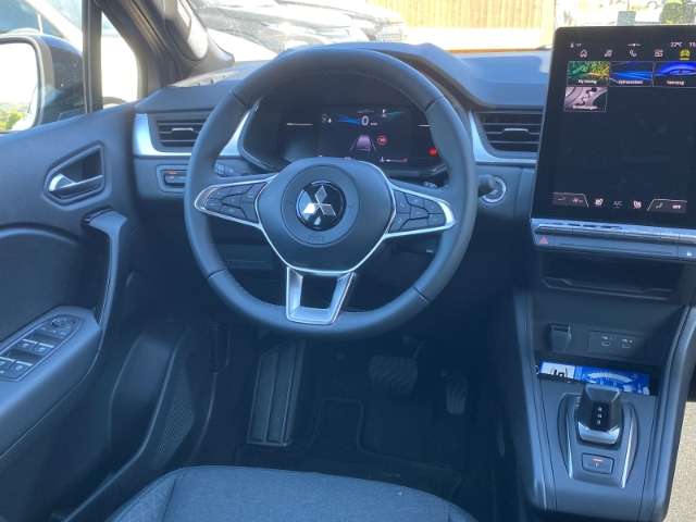 Fahrzeugbild eines Mitsubishi Grandis