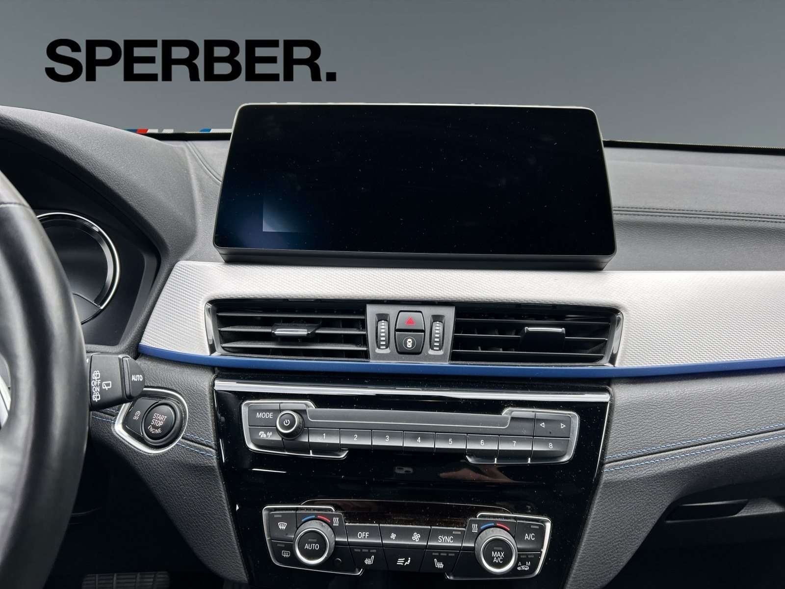 Fahrzeugbild eines BMW X1