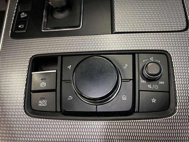 Fahrzeugbild eines Mazda CX-60