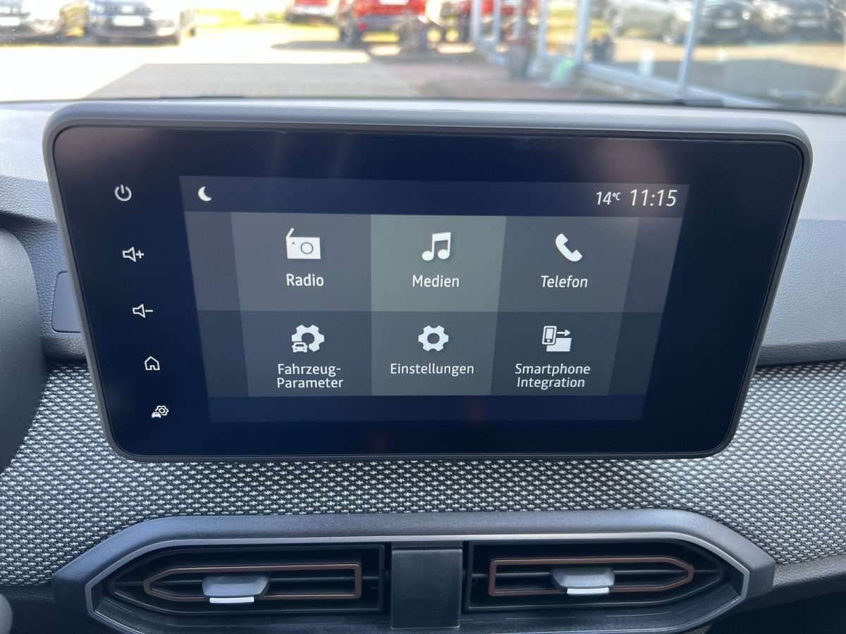 Fahrzeugbild eines Dacia Sandero