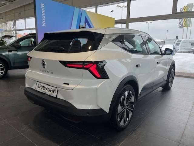 Fahrzeugbild eines Renault Scenic E-TECH