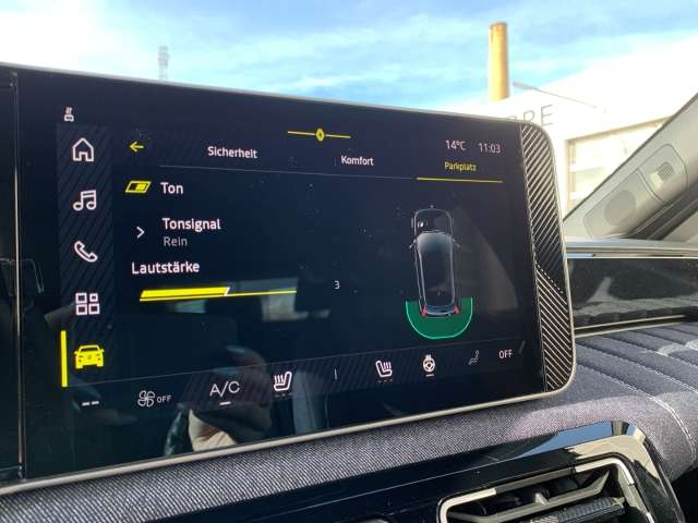 Fahrzeugbild eines Renault 5 E-TECH