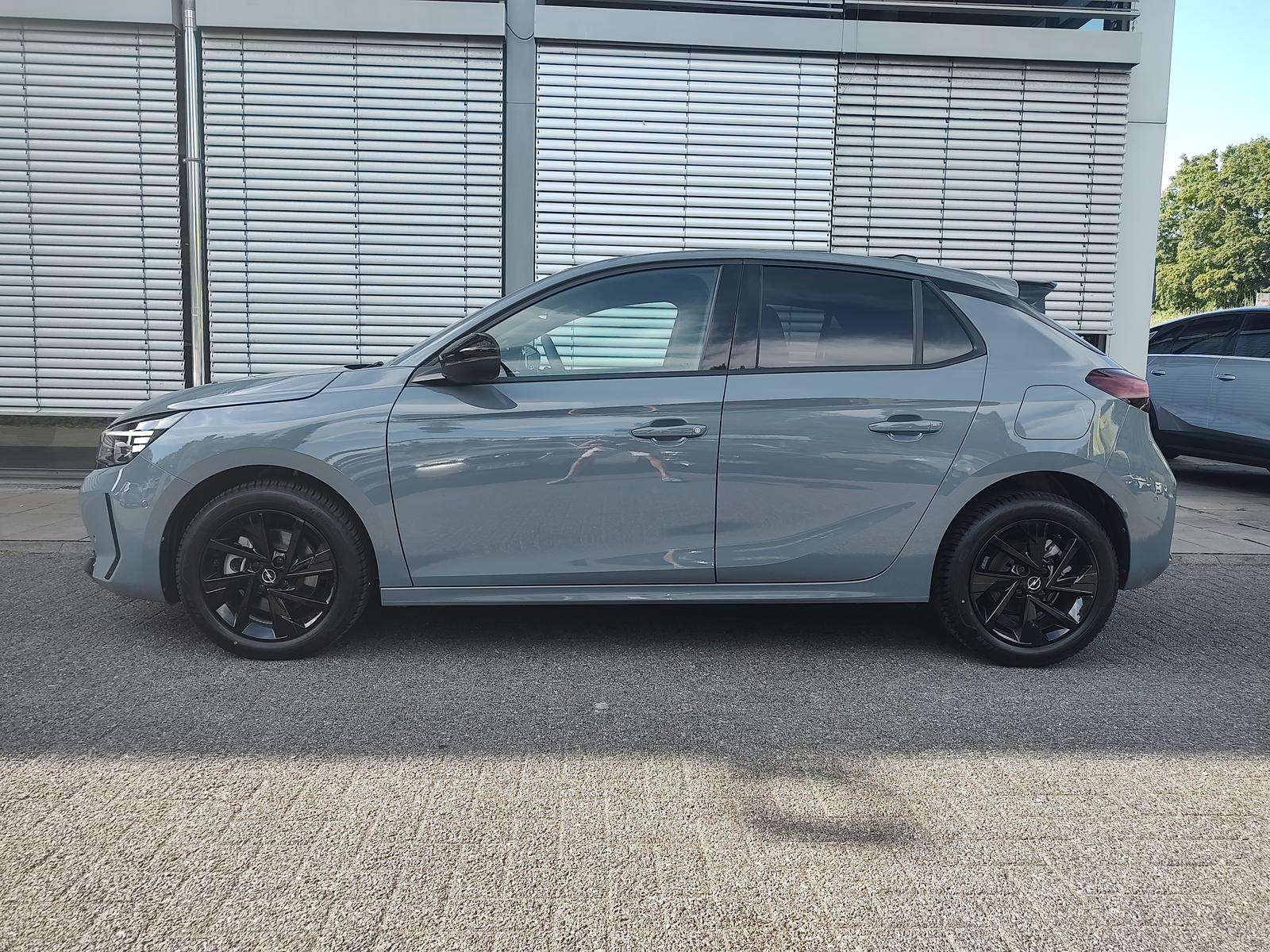 Fahrzeugbild eines Opel Corsa