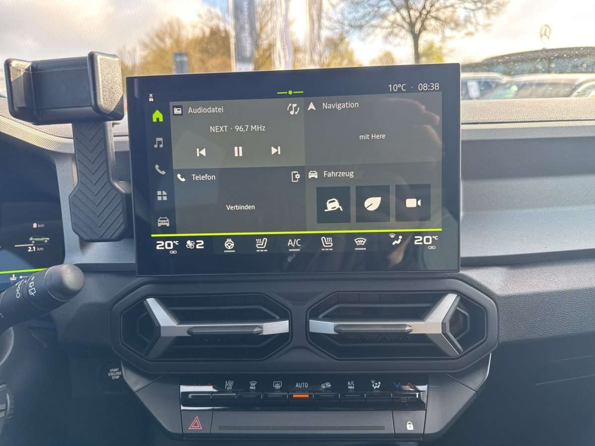 Fahrzeugbild eines Dacia Bigster
