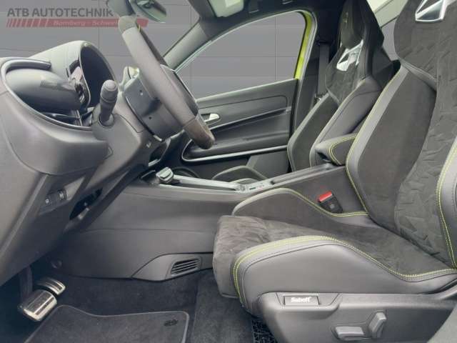 Fahrzeugbild eines Abarth 600 Elektro