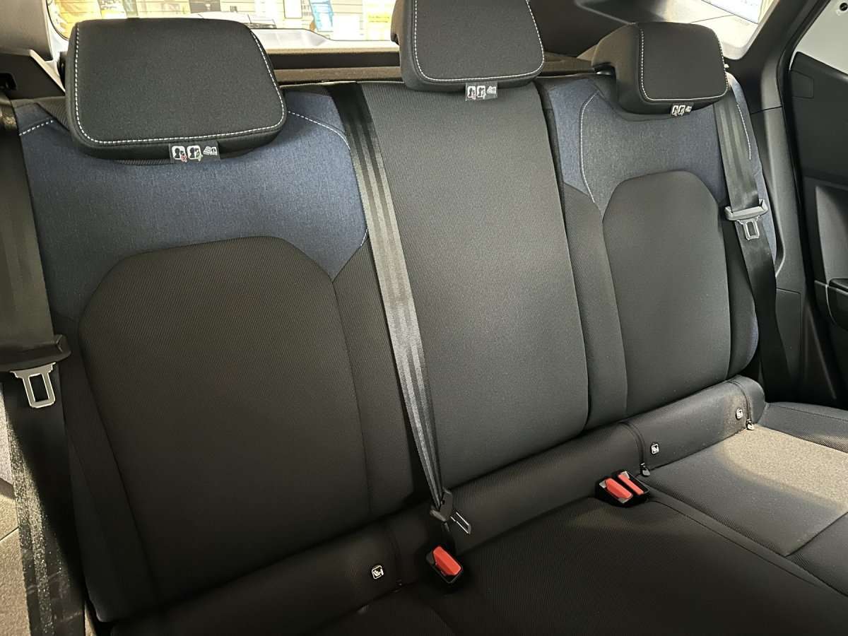 Fahrzeugbild eines Dacia Duster