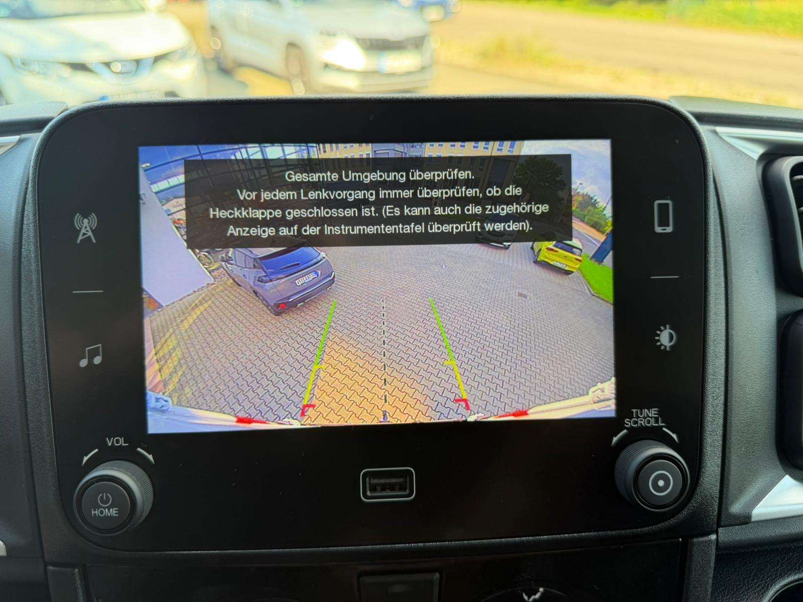 Fahrzeugbild eines Opel Movano