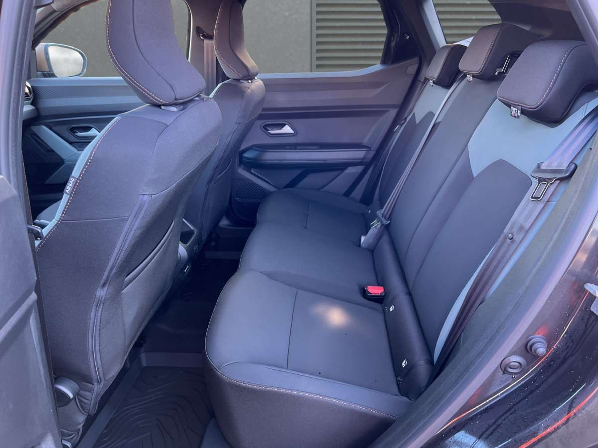 Fahrzeugbild eines Dacia Duster