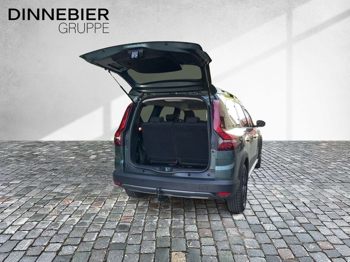 Fahrzeugbild eines Dacia Jogger