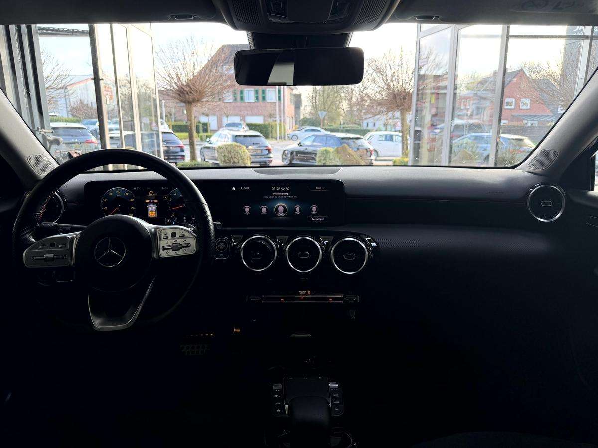 Fahrzeugbild eines Mercedes-Benz A-Klasse