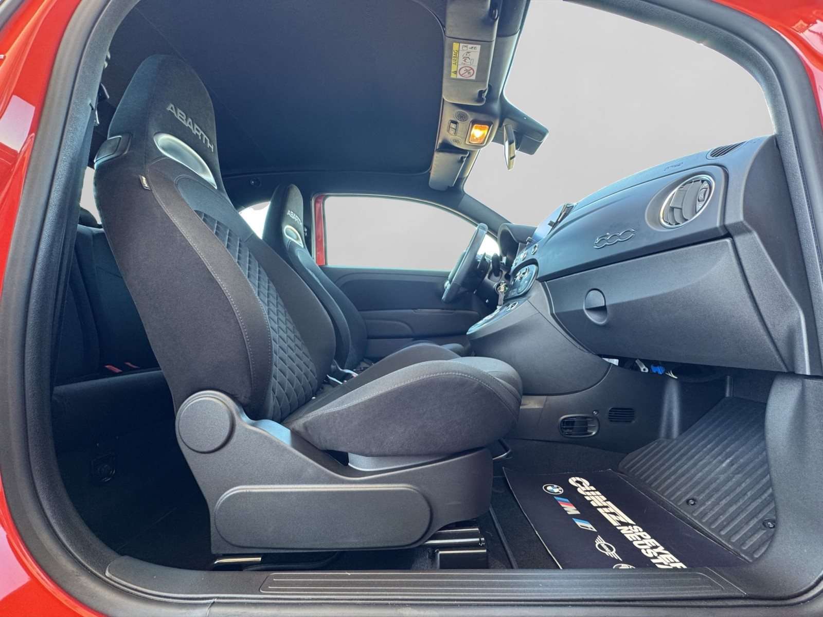 Fahrzeugbild eines Abarth 500e