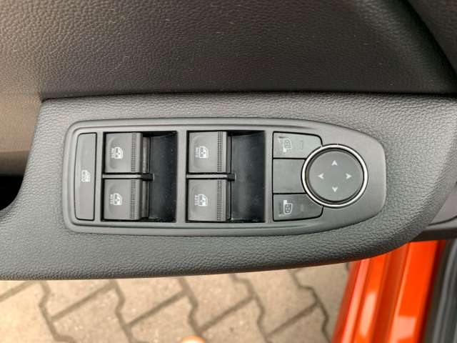 Fahrzeugbild eines Renault Clio