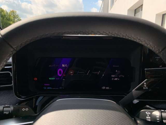 Fahrzeugbild eines Renault 5 E-TECH