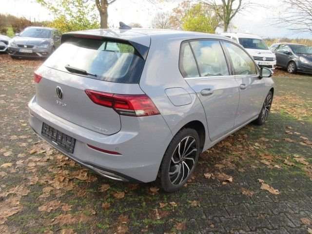 Fahrzeugbild eines Volkswagen Golf