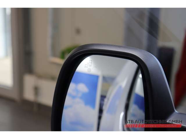 Fahrzeugbild eines Toyota Proace