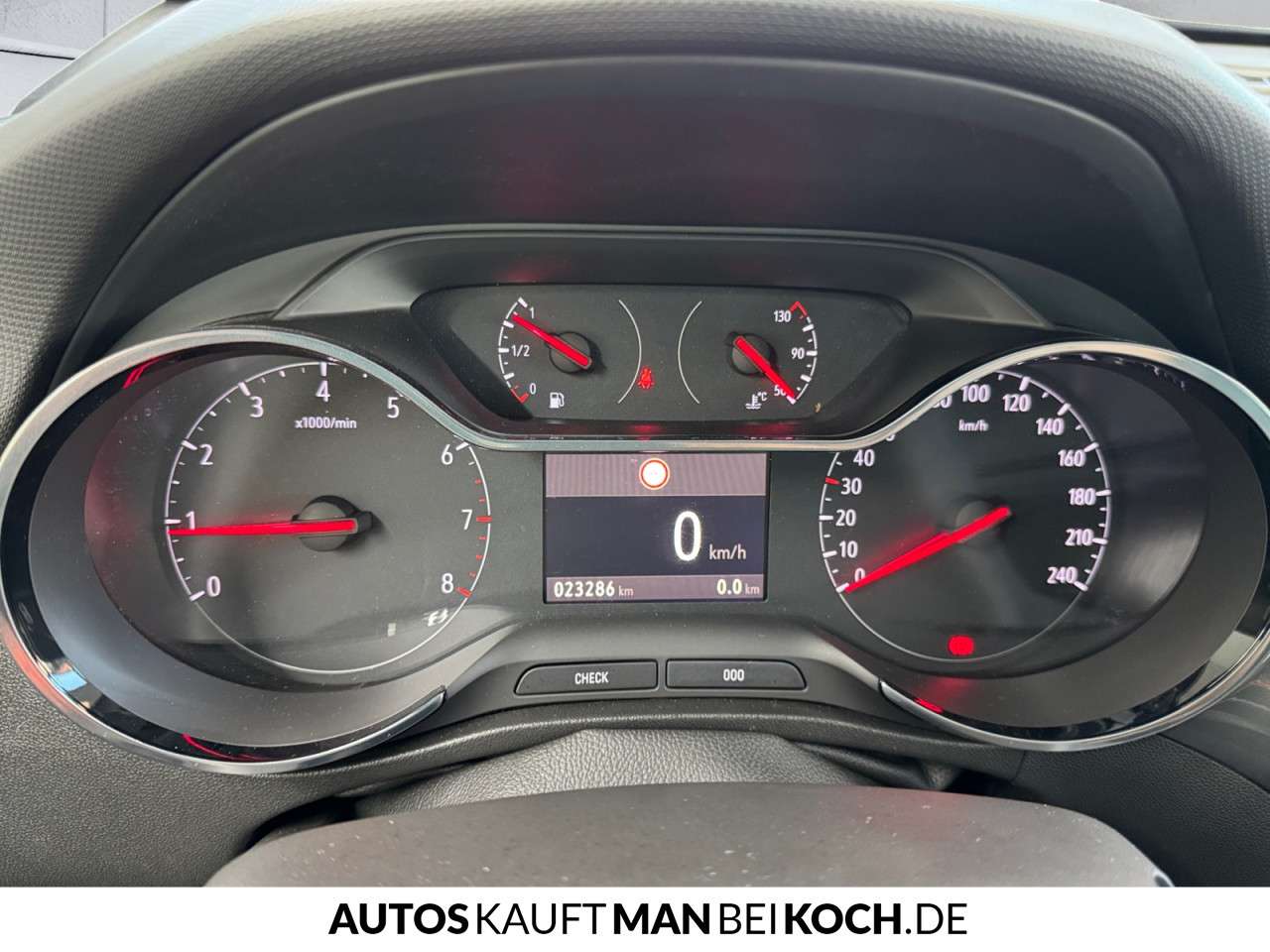 Fahrzeugbild eines Opel Crossland X