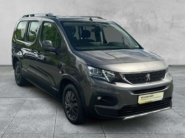 Fahrzeugbild eines Peugeot Rifter