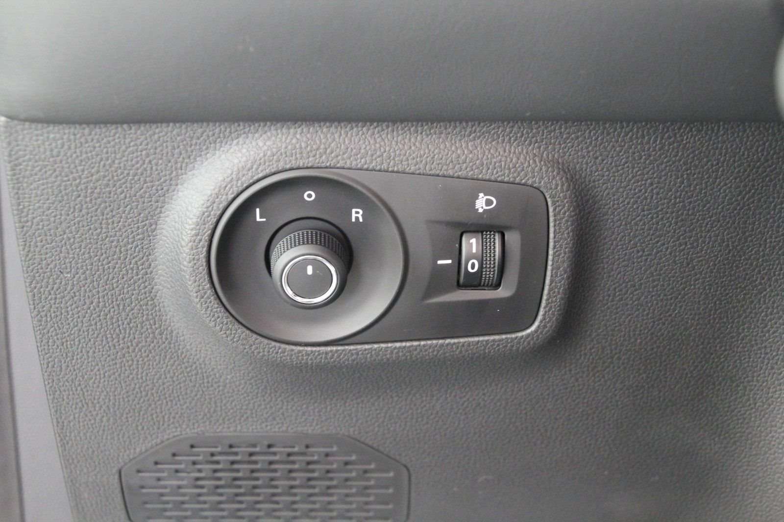 Fahrzeugbild eines MG ZS