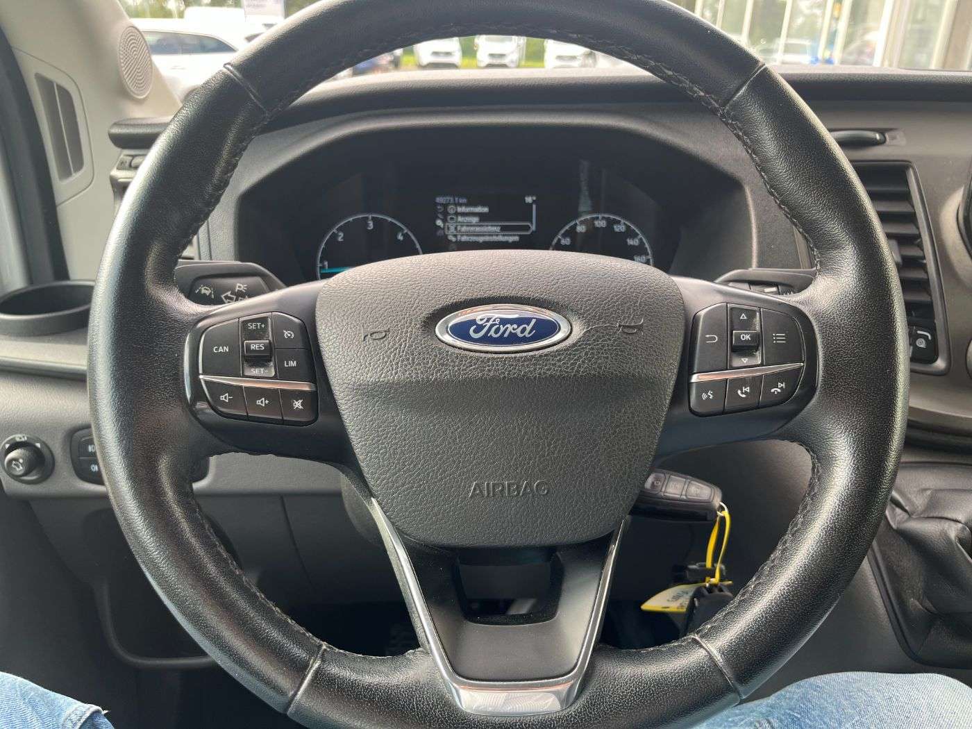 Fahrzeugbild eines Ford Transit