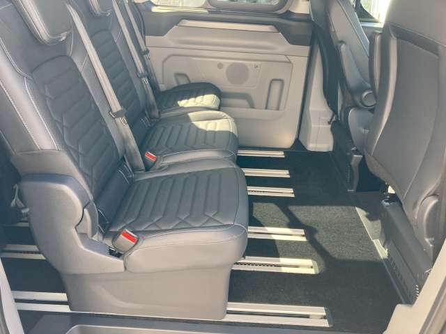 Fahrzeugbild eines Ford Tourneo Custom